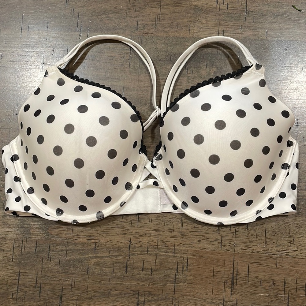 Victoria’s Secret bra!
